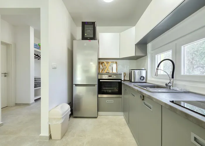 Casa vacanze Gabi With Heated Pool Božava