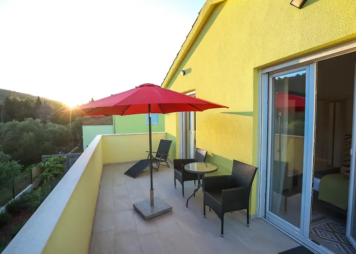 Gabi With Heated Pool *