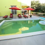 Feriehus Gabi With Heated Pool