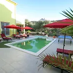 Gabi With Heated Pool *